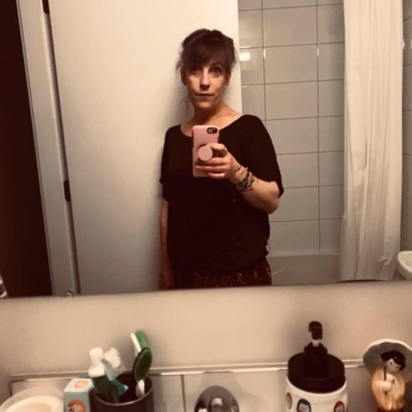 Meet your Posher, Robin - Picture 1 of 1